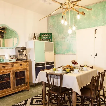 招待所 The Old Seaman