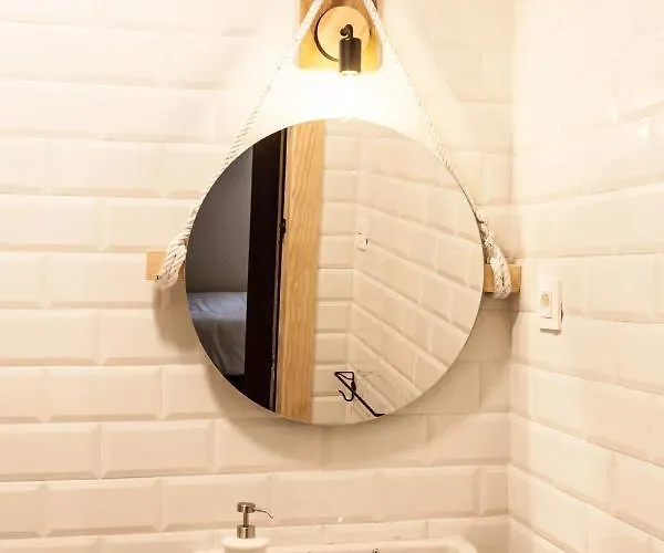 The Old Seaman Pensión Celorio (Llanes)