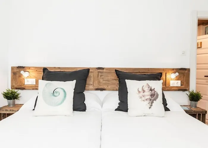 The Old Seaman Celorio (Llanes)